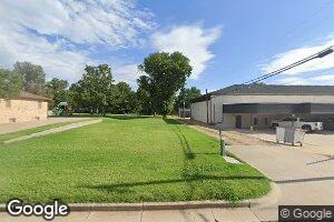 216 W 6th St, Larned, KS 67550