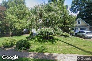 27 County Rd, Closter, NJ 07624