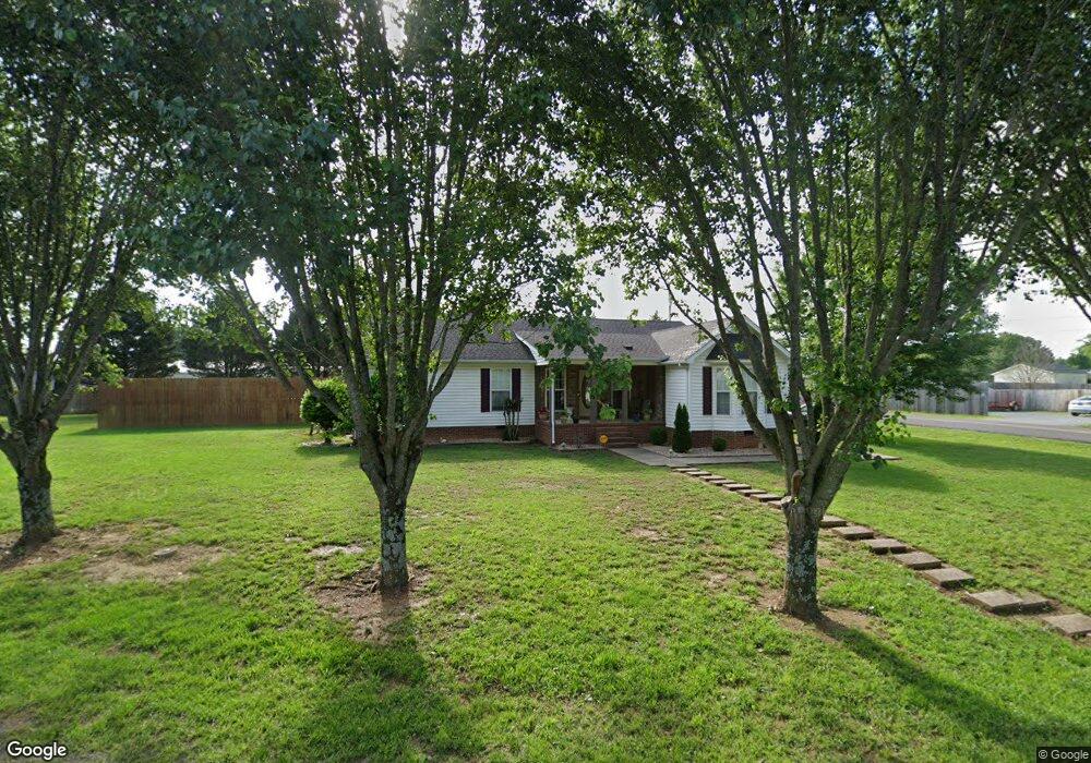 200 Warren Cir, Shelbyville, TN 37160 - photo 1