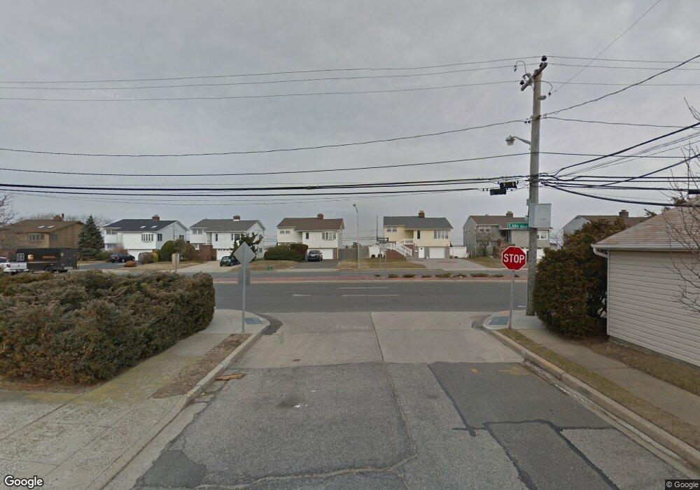 Royat Royat St, Lido Beach, NY 11561 - photo 1