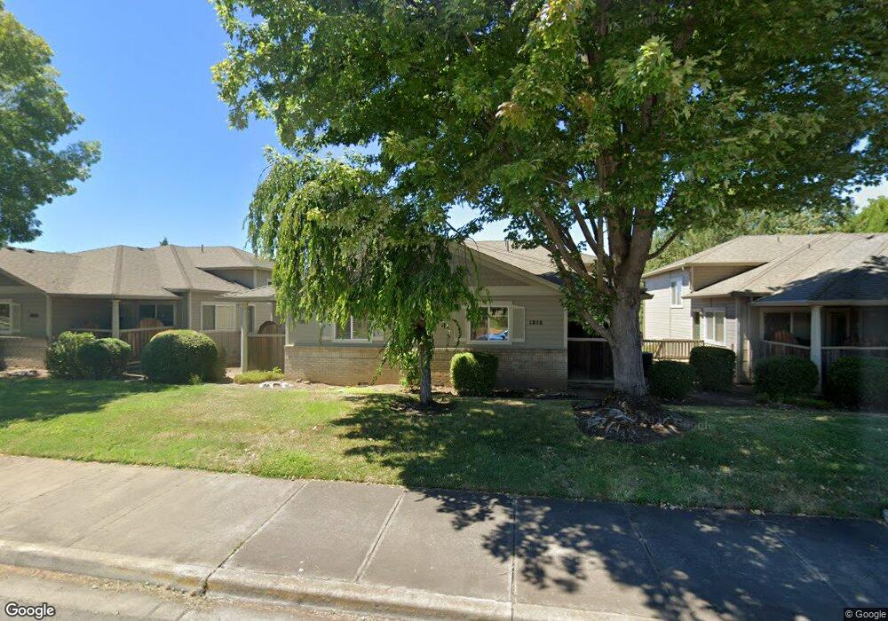 1211 Springbrook Rd, Medford, OR 97504 - photo 1