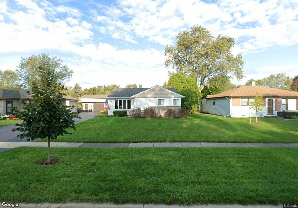 2311 Bluebird Ln, Rolling Meadows, IL 60008 - photo 1