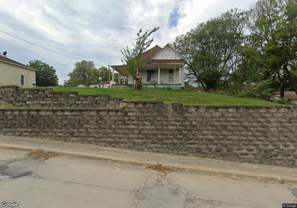 114 S Kossuth St, Osceola, IA 50213 - photo 1