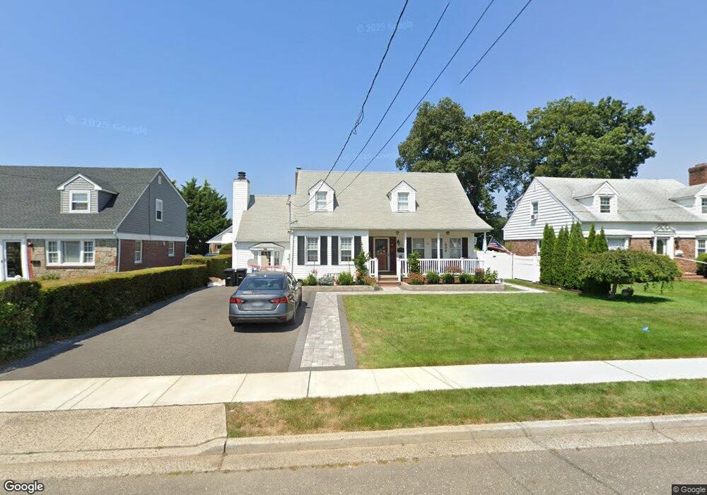 3859 Wilburne Ave, Seaford, NY 11783 - photo 1