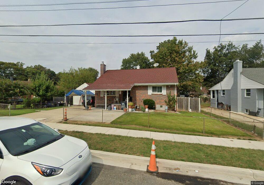 1402 Quinwood St, Hyattsville, MD 20783 - photo 1