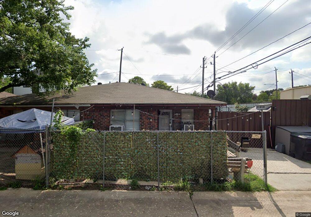 4502 Pecan Park Cir, Houston, TX 77018 - photo 1