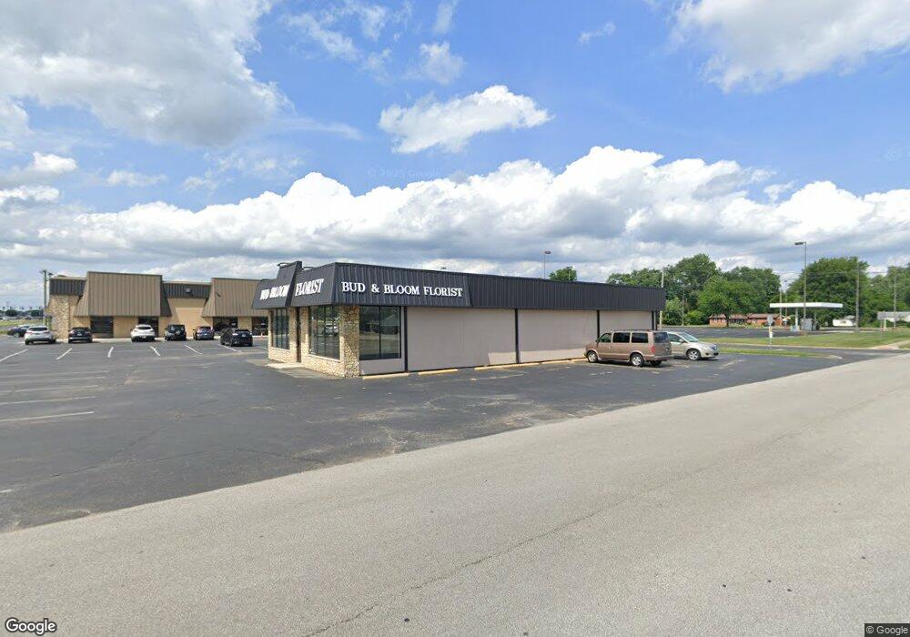 355 N Morton St, Franklin, IN 46131 - photo 1