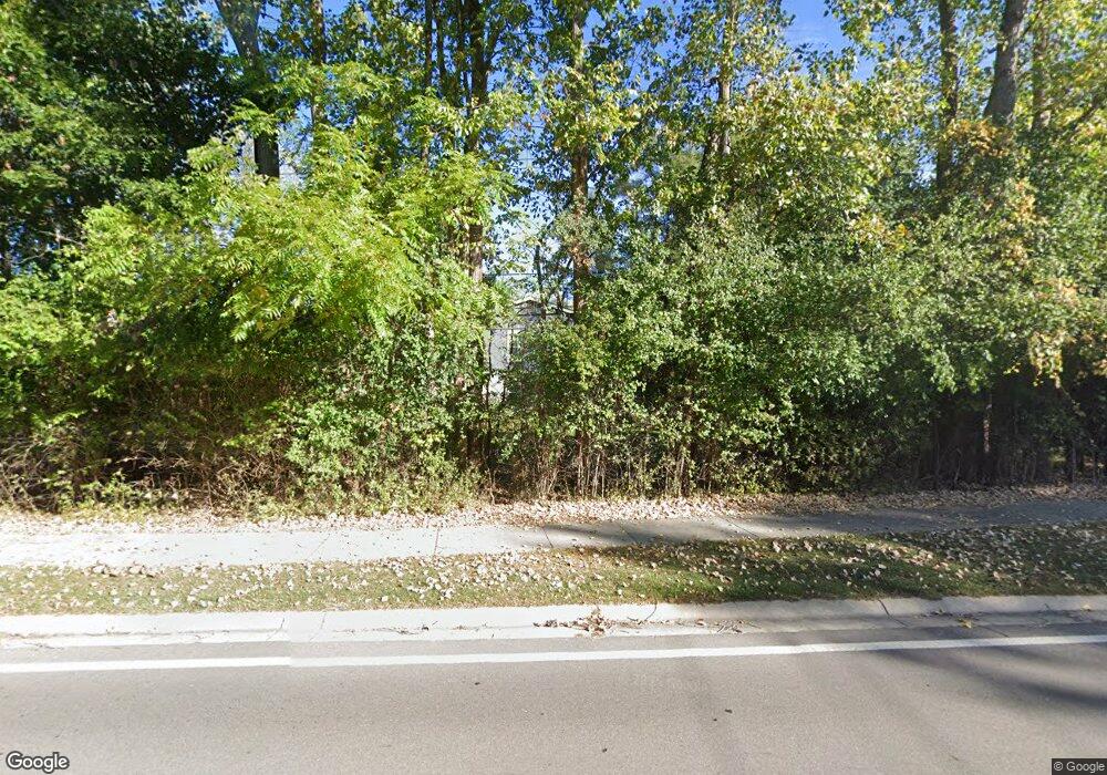 20800 W 14 Mile Rd, Bloomfield Hills, MI 48301 - photo 1