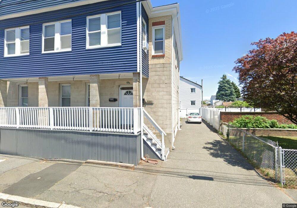 106 Hutchinson St, Revere, MA 02151 - photo 1