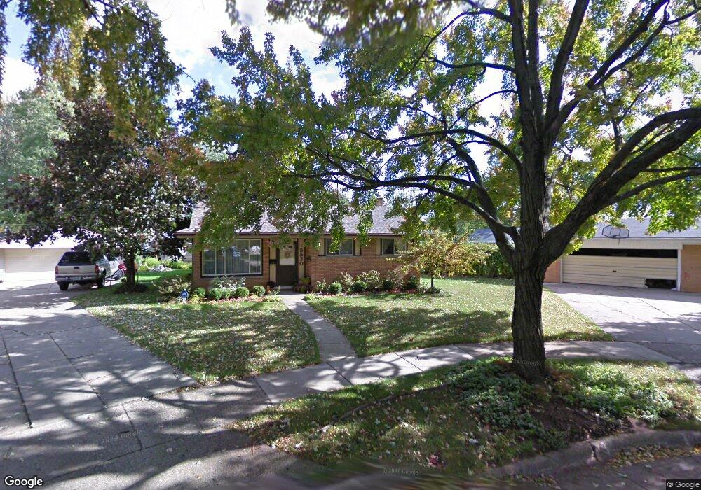 15530 Elderwood St, Roseville, MI 48066 - photo 1