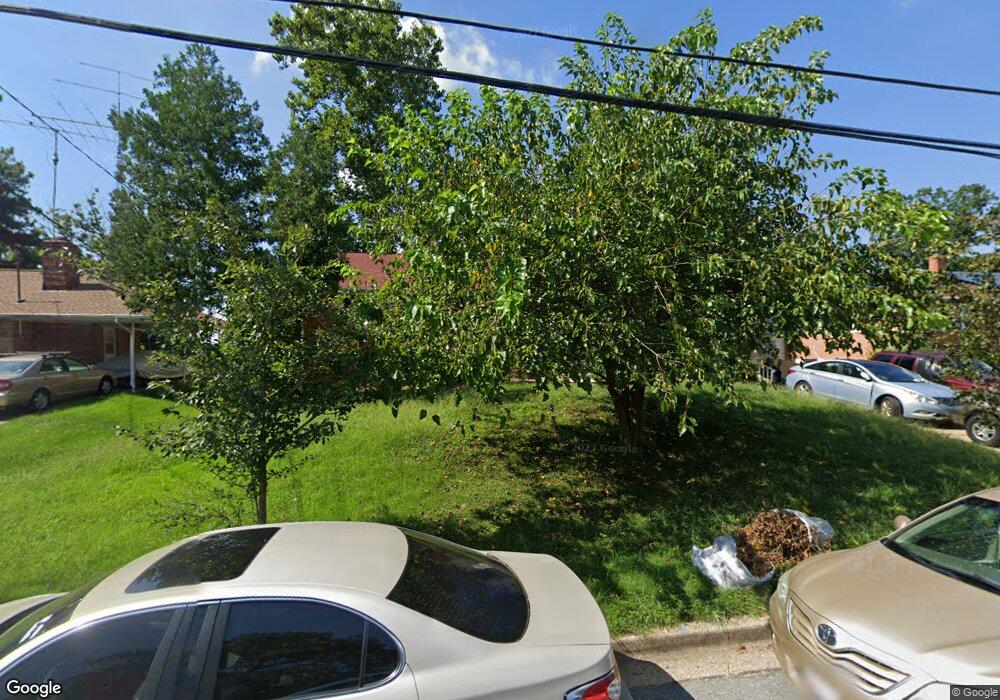 3211 Dunnington Rd, Beltsville, MD 20705 - photo 1