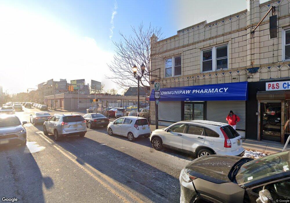 521 Bergen Ave, Jersey City, NJ 07304 - photo 1