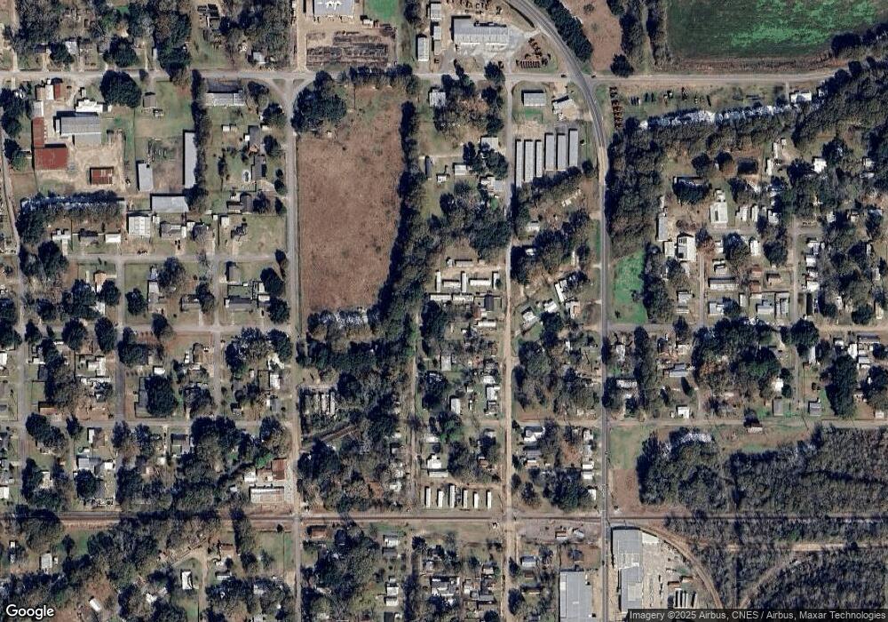 940 N 3rd St, Eunice, LA 70535 - photo 1