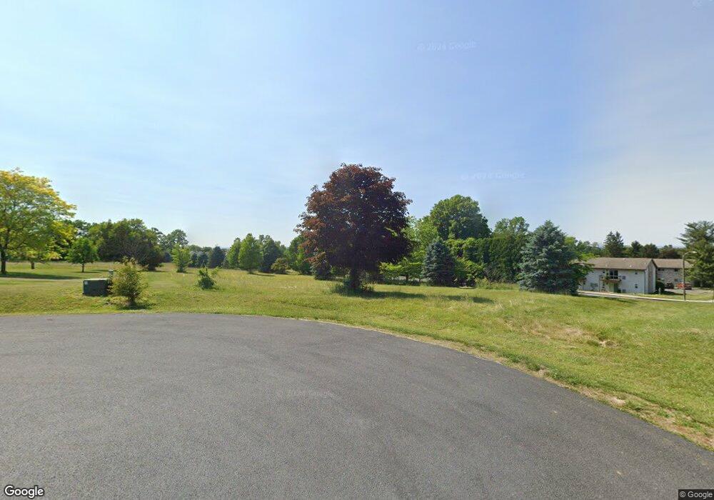 3986 Lorene Dr, Macungie, PA 18062 - photo 1