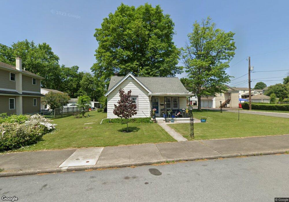 425 E Race St, Pottstown, PA 19464 - photo 1