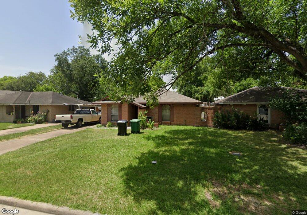 854 Grenshaw St, Houston, TX 77088 - photo 1