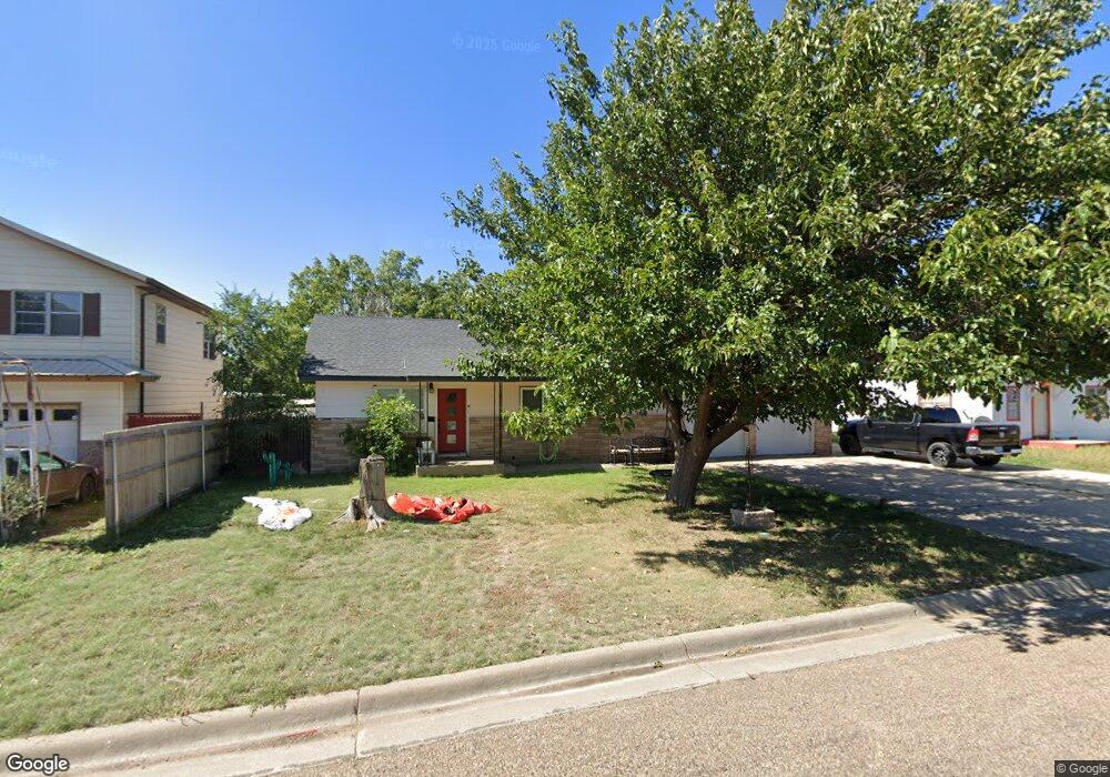 609 Cedar Ave, Dumas, TX 79029 - photo 1