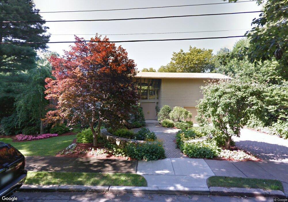 165 Baldpate Hill Rd, Newton Center, MA 02459 - photo 1