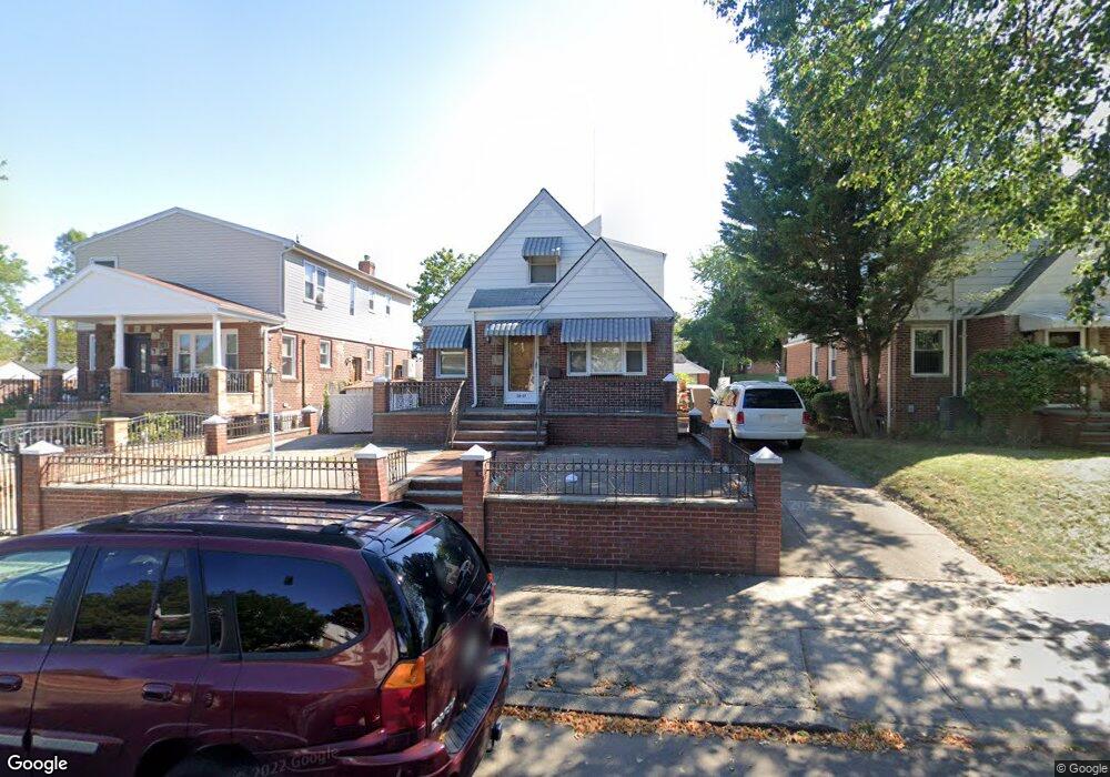 5807 190th St, Fresh Meadows, NY 11365 - photo 1