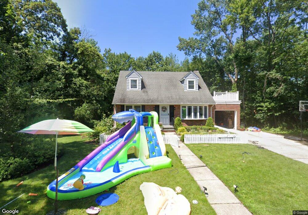 45 W Shore Rd, Manhasset, NY 11030 - photo 1