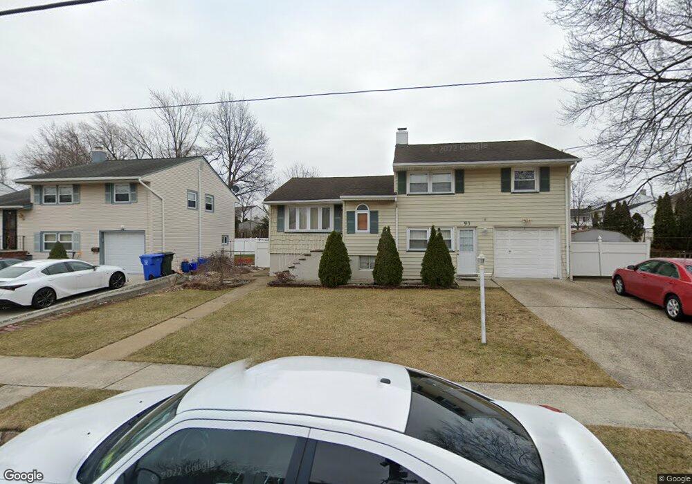 93 Burnham Dr, Fords, NJ 08863 - photo 1