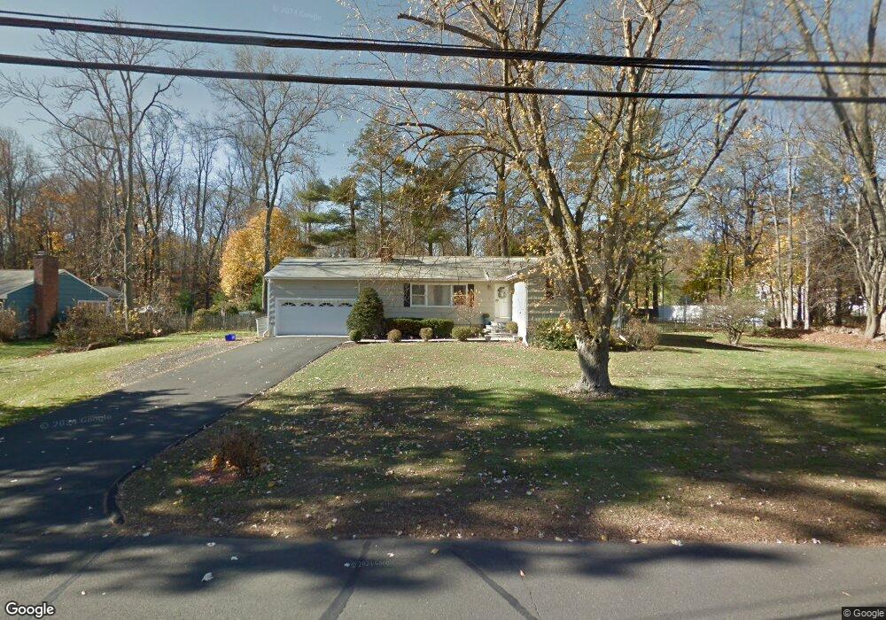 2 Hunters Ln, Norwalk, CT 06850 - photo 1