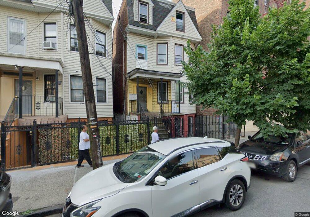 2572 Bainbridge Ave, Bronx, NY 10458 - photo 1