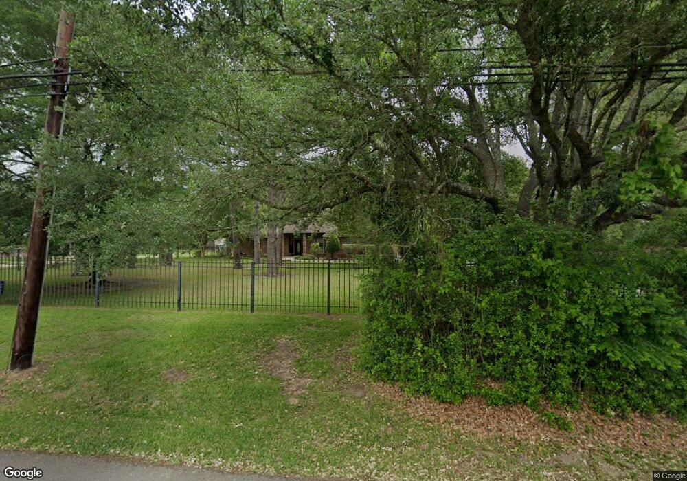 1502 Rudolph Rd, Tomball, TX 77375 - photo 1