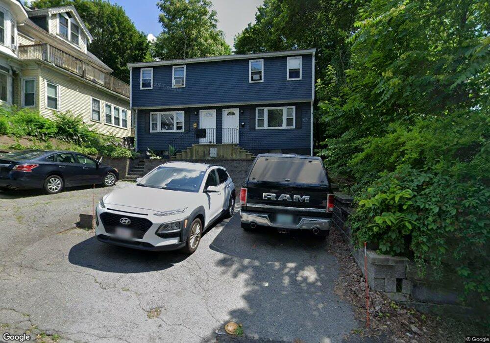 17 11th St unit 17, Lowell, MA 01850 - photo 1