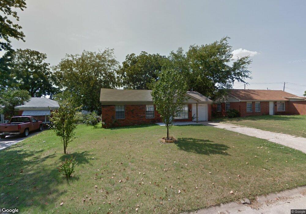 1903 Choctaw St, Ardmore, OK 73401 - photo 1