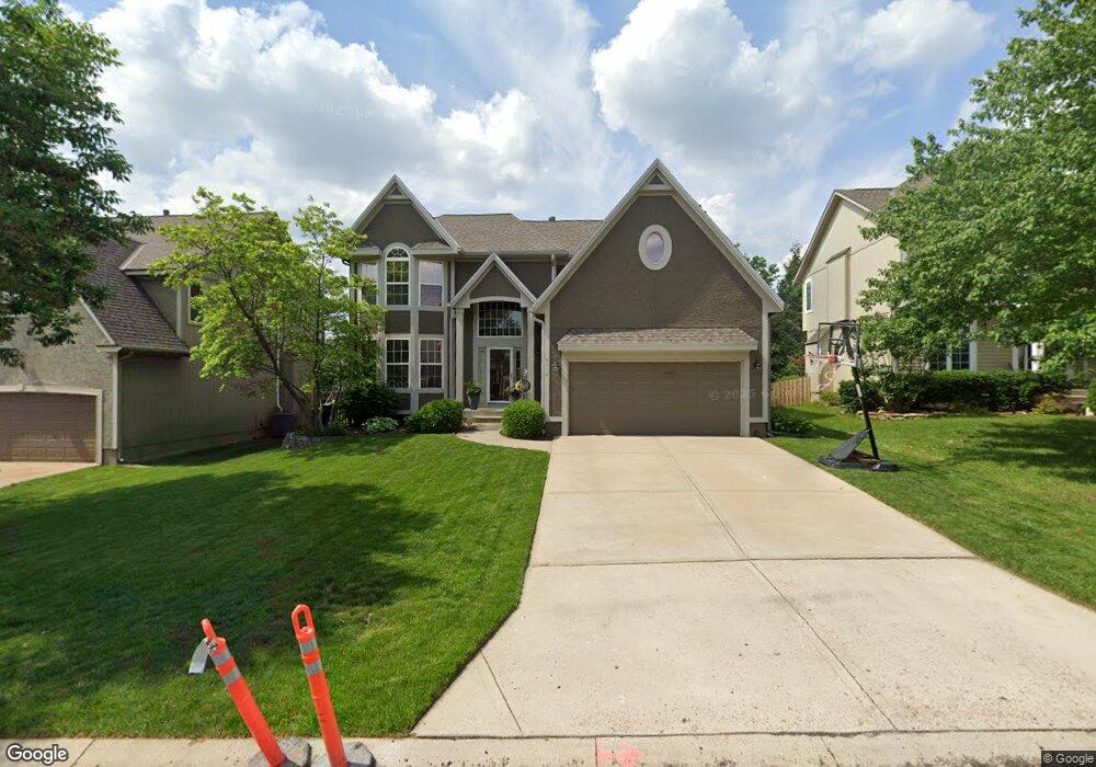9714 Millridge Dr, Lenexa, KS 66220 - photo 1