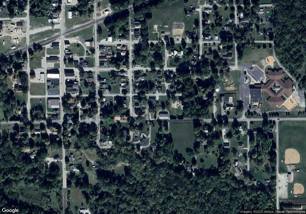 265 E Madison St, Andrews, IN 46702 - photo 1