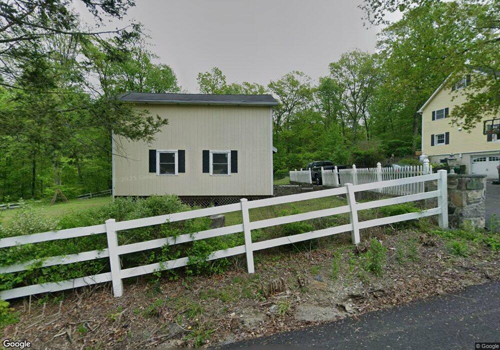 151 S Knapp Ct, Carmel, NY 10512 - photo 1