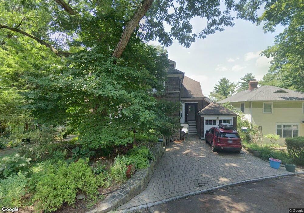 81 Buena Vista Dr, Dobbs Ferry, NY 10522 - photo 1