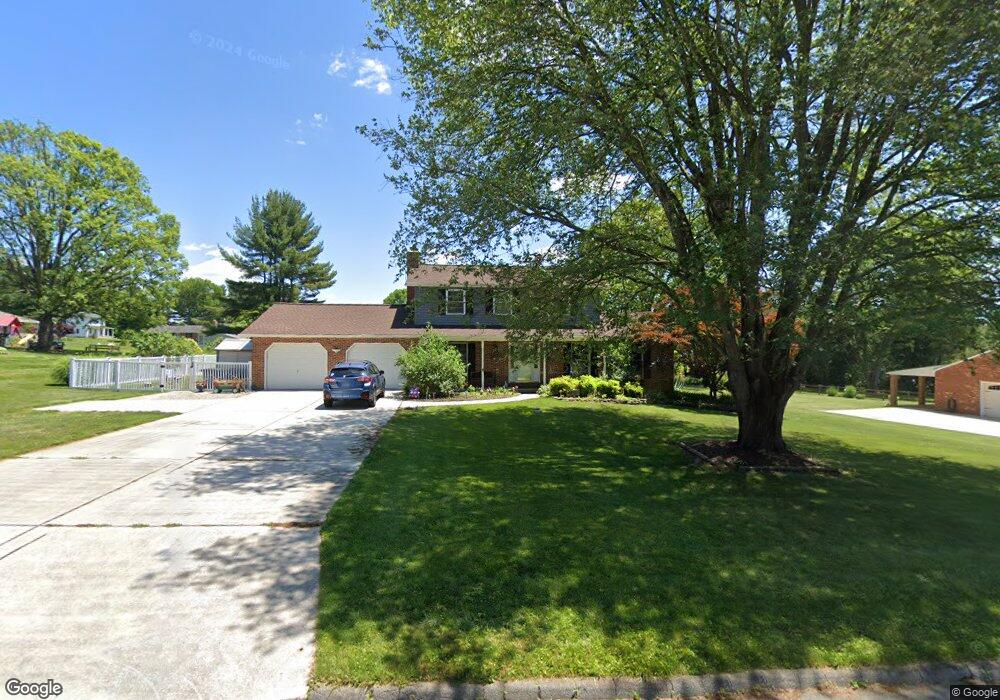 1113 Sturbridge Rd, Fallston, MD 21047 - photo 1