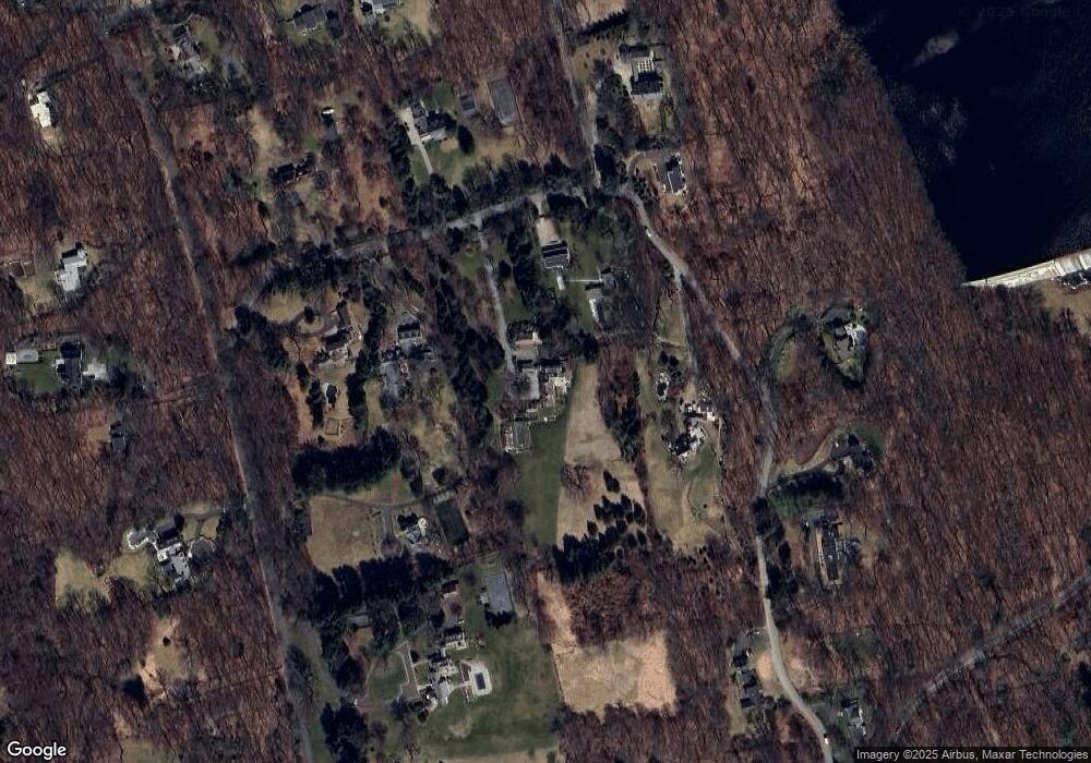 67 Cross Ridge Rd, New Canaan, CT 06840 - photo 1