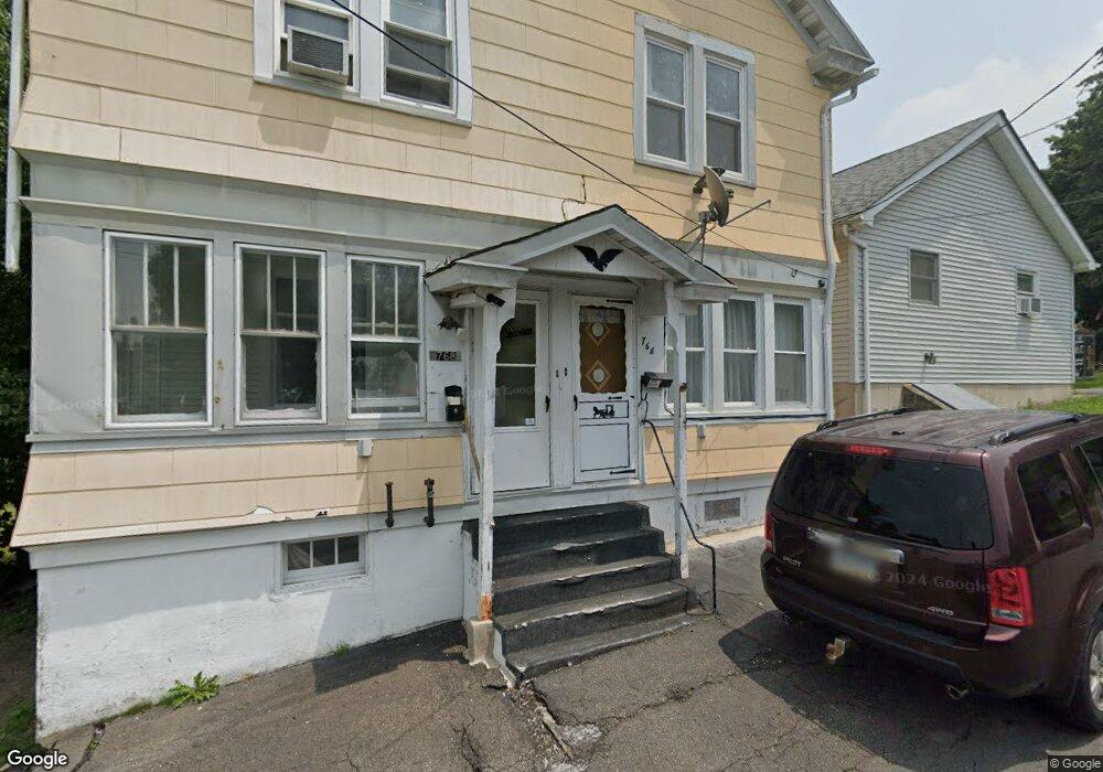 766 Perry Ct, Hazleton, PA 18201 - photo 1