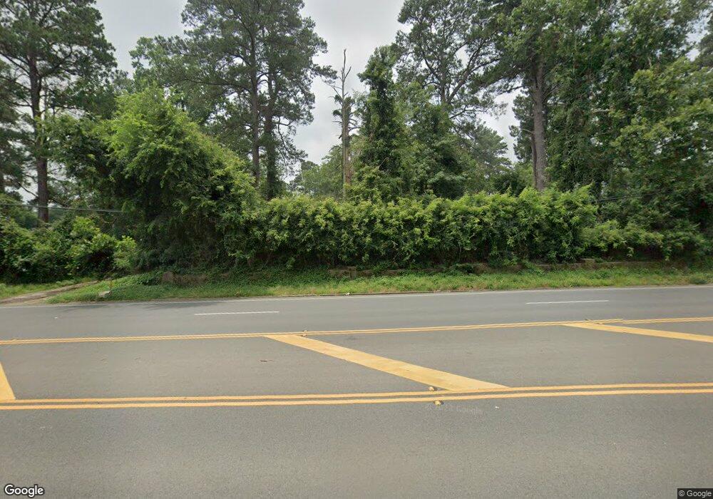 2120 E Marshall Ave, Longview, TX 75601 - photo 1