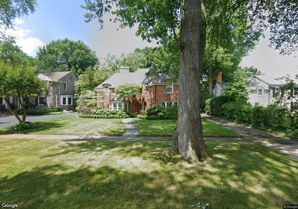 279 La Salle Place, Grosse Pointe Farms, MI 48236 - photo 1