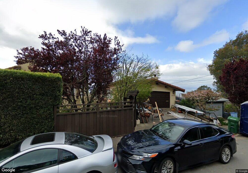 1014 Grizzly Peak Blvd, Berkeley, CA 94708 - photo 1