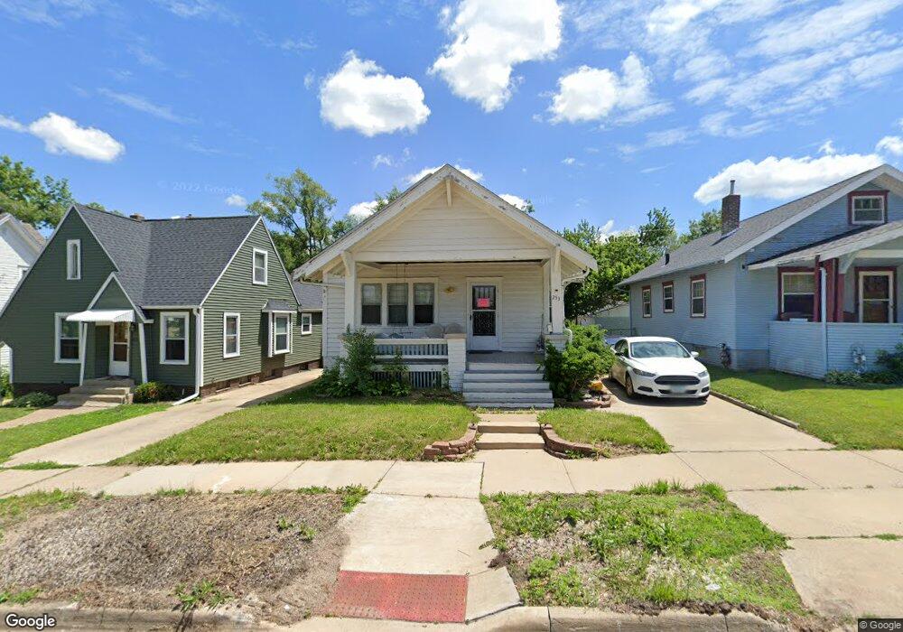 253 13th St NW, Cedar Rapids, IA 52405 - photo 1