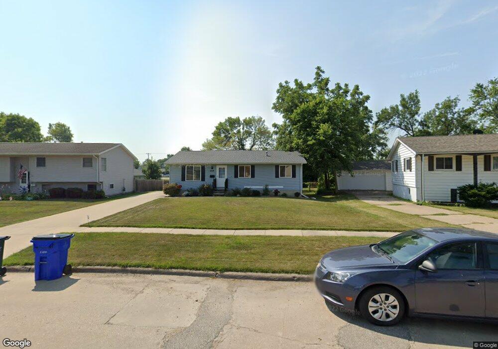 2319 William Ct NW, Cedar Rapids, IA 52405 - photo 1