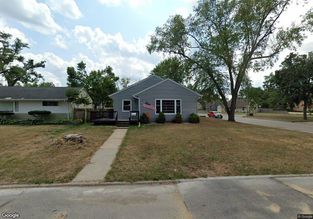 3201 Dairydale Ct SE, Cedar Rapids, IA 52403 - photo 1