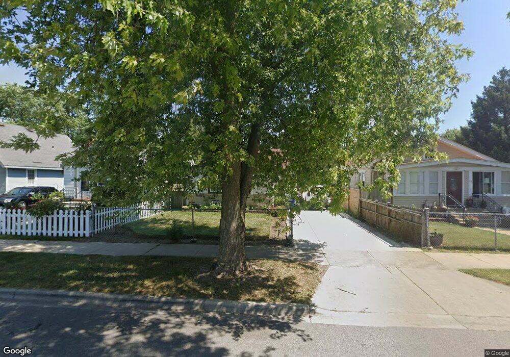 29 S Martin Ave, Waukegan, IL 60085 - photo 1