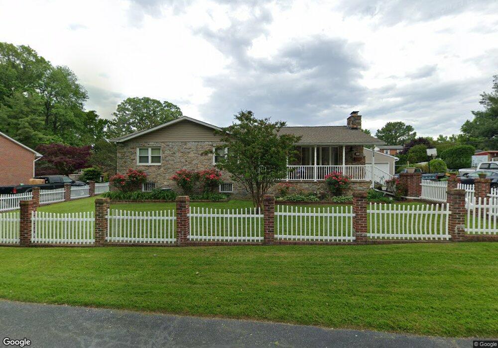 713 Franklin Ave, Essex, MD 21221 - photo 1