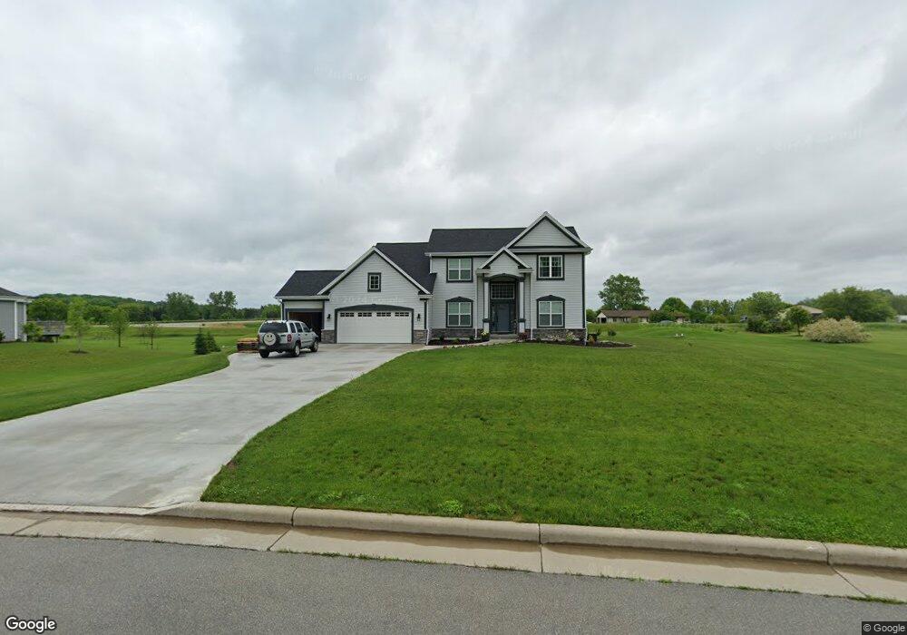 1800 Grandview Dr, Slinger, WI 53086 - photo 1