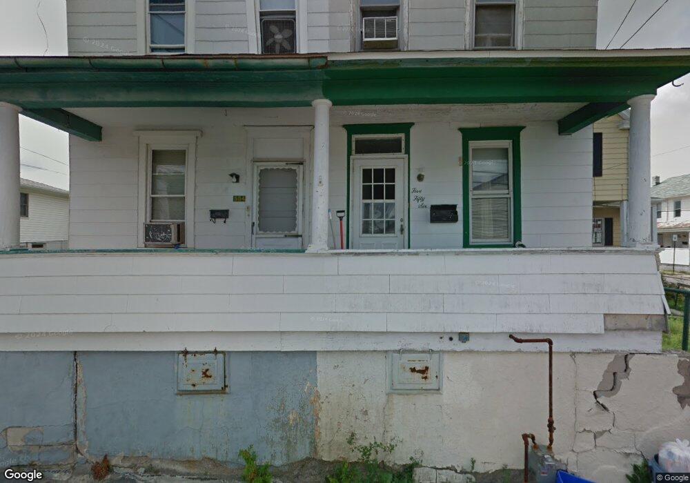 556 Penn Ct, Hazleton, PA 18201 - photo 1