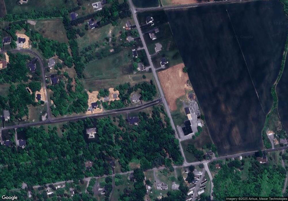 5 Barnitz Woods Dr, Mount Holly Springs, PA 17065 - photo 1