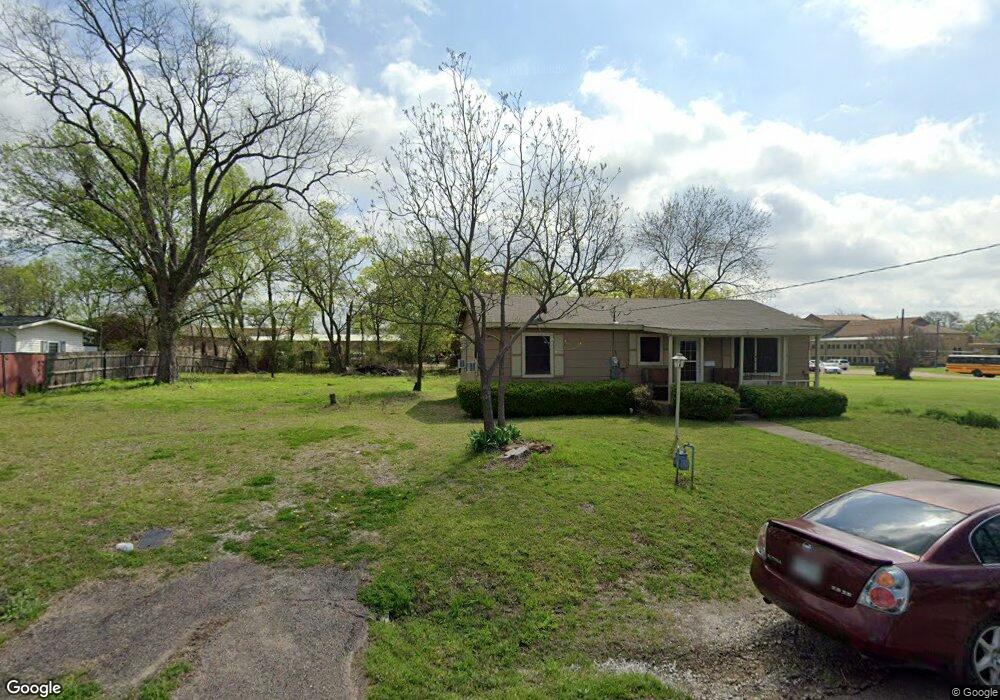 1224 Franklin Ave, Bonham, TX 75418 - photo 1
