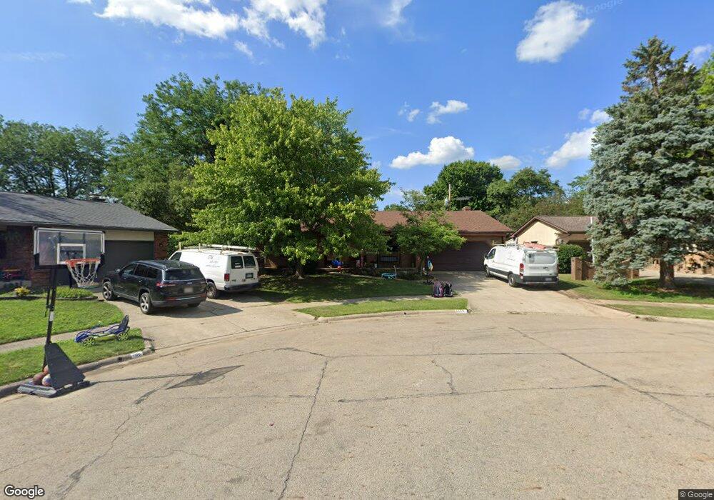 1114 Dechant Ct, Columbus, OH 43229 - photo 1